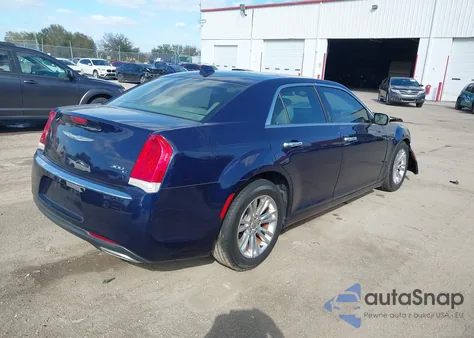 2016 Chrysler 300C z USA, uszkodzony, nr VIN 2C3CCAEG0GH105566
